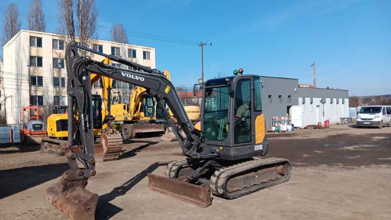 OmecoHub - VOLVO ECR50D